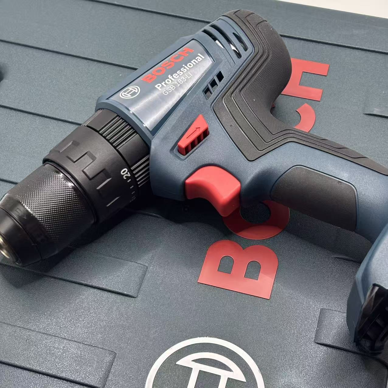 Trapano a Percussione Senza Sp - Brushless Cordless Electric Drill 18V recensione e prezzo